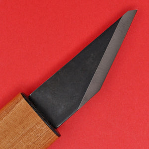 Primer plano Kiridashi Yokote mano derecha cuchillos Cincel Japón Japonés herramienta carpintería